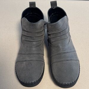 Easy Street Dublin Shoes